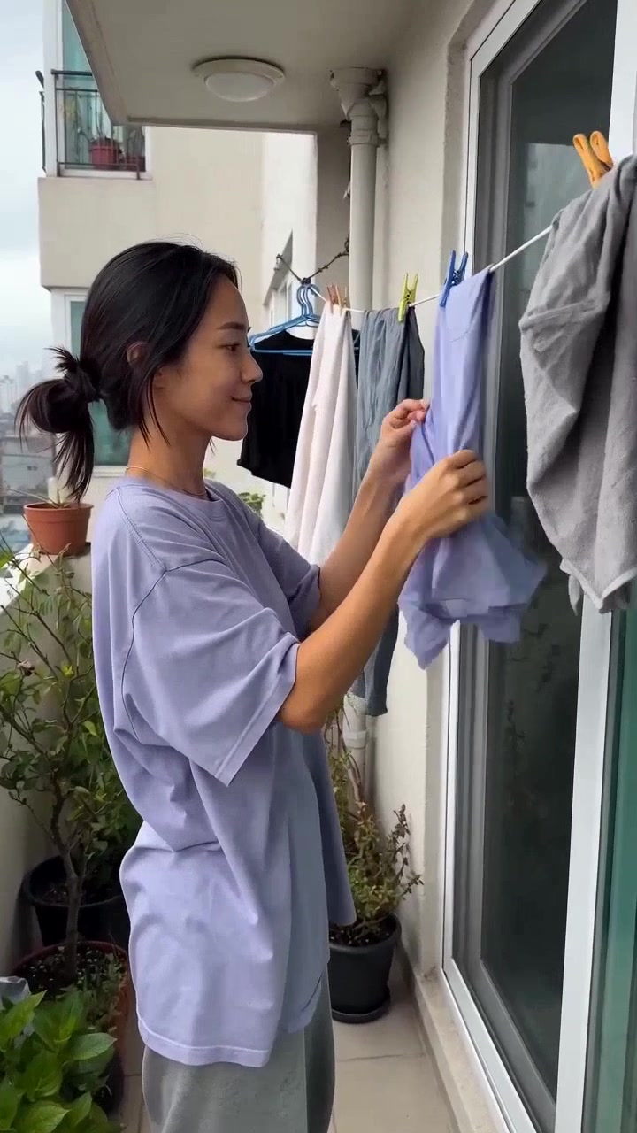 主要对象：年轻的韩国女性，自然吸引人，逼真的皮肤